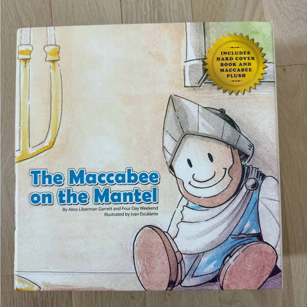 NEW The Maccabee on the Mantel Book & Plush Toy Set